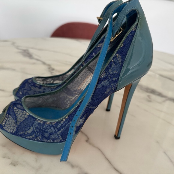 Elegant blue and Pink Lace Stiletto Heels - Picture 4 of 4